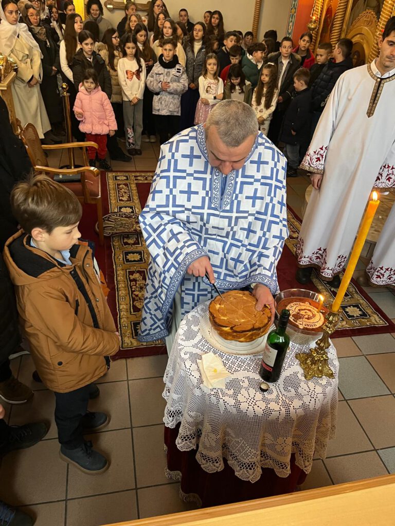 fe8325cb-ebf6-48ee-aa4a-45cd8b54e32e