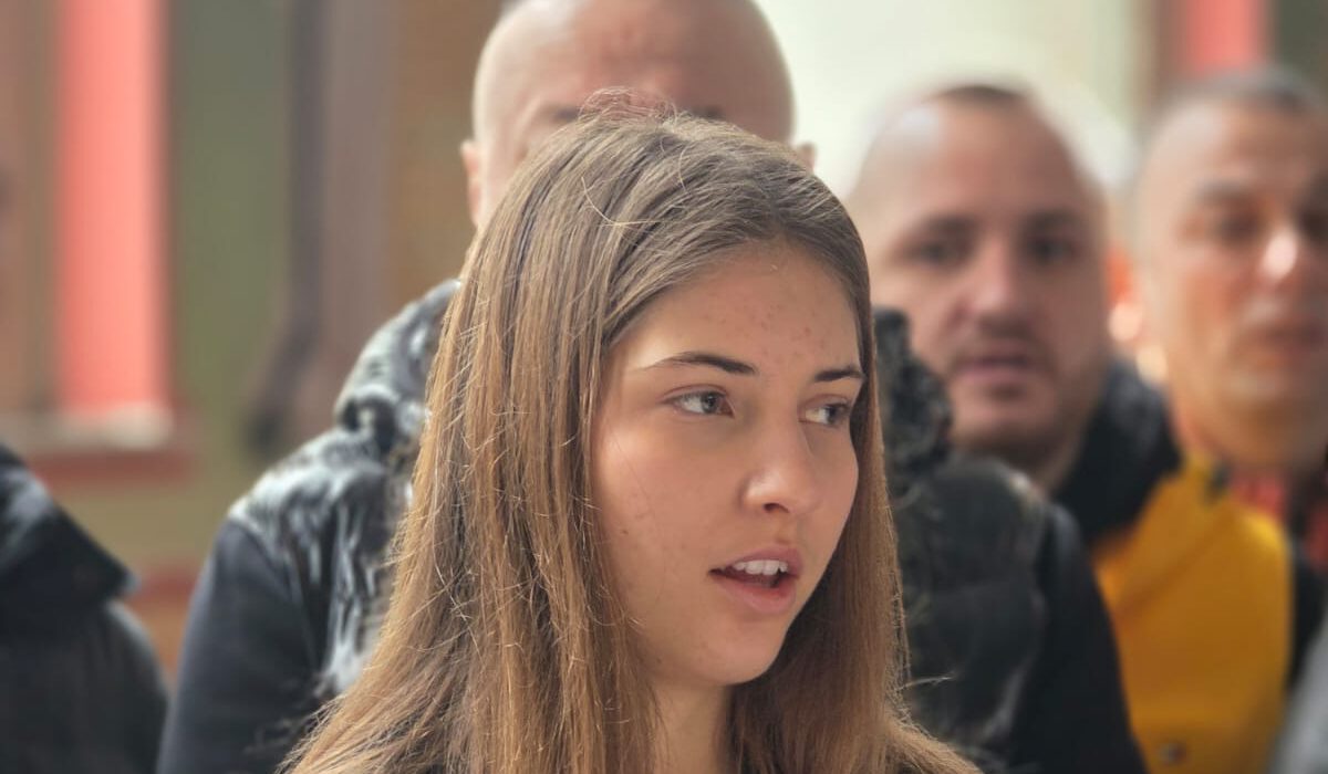 206da20a-253f-46f0-914a-2ada5a0cf578