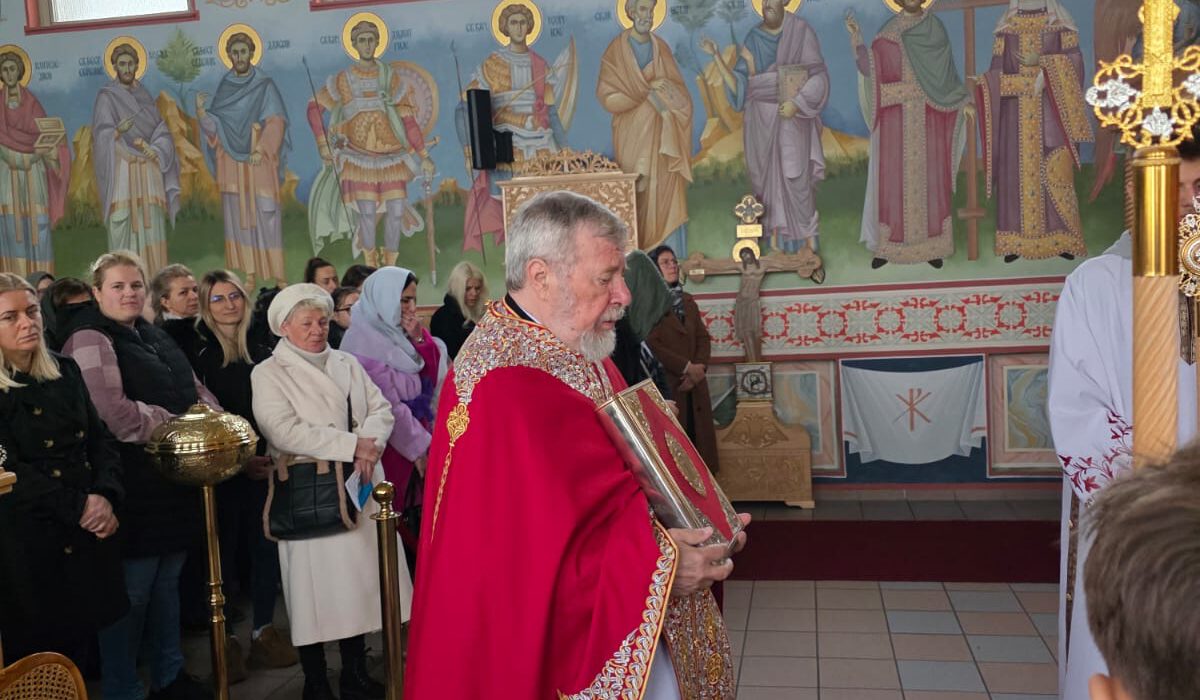 307e0249-da48-4b60-b41f-045853776d84