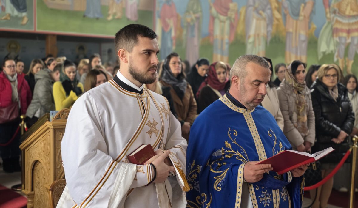 6d2893f9-aff6-45ec-87d9-435a4920cf55