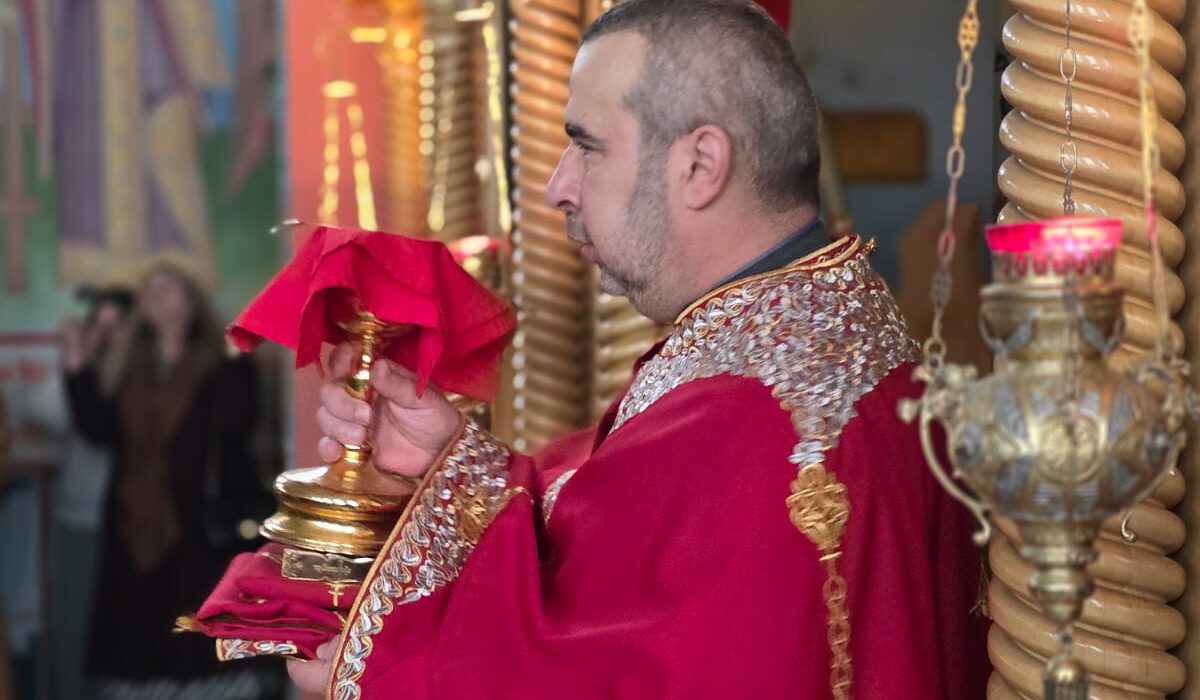 aacd6702-cd44-4fb3-beb0-116d7618d2bc